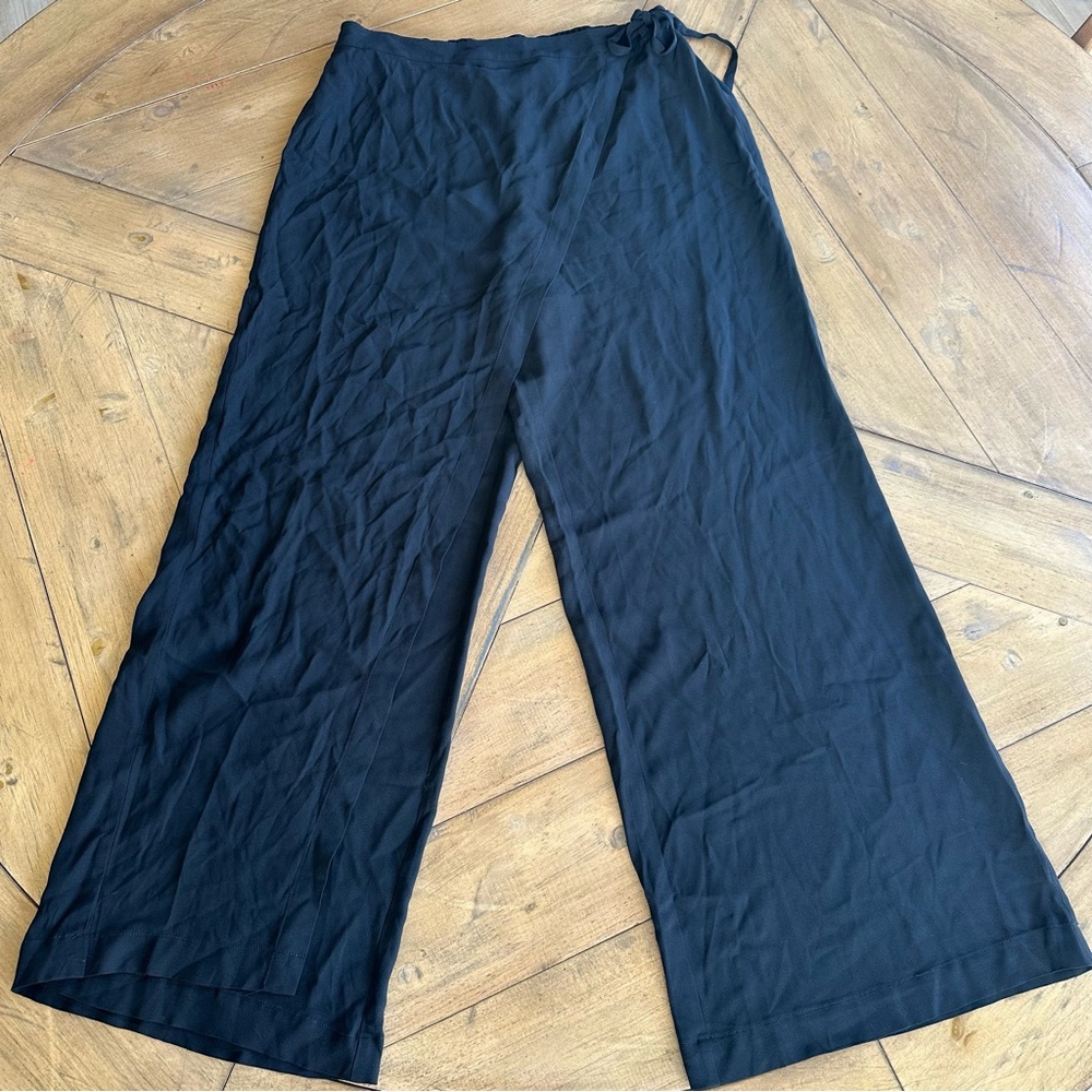 Eileen Fisher Pure Silk Georgette Crepe Wide Leg Wrap Black Skirt Pants Luxury S - Picture 2 of 11